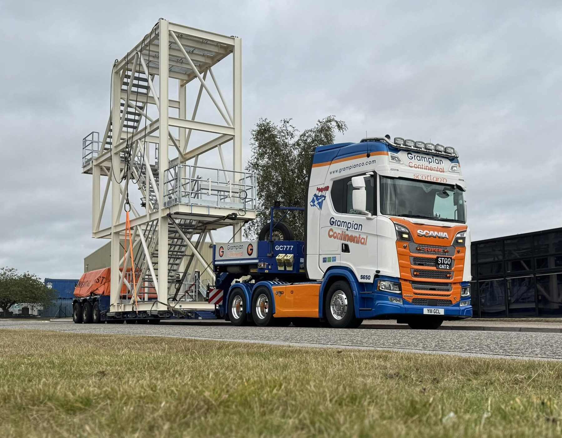 Grampian Continental heavy haulage truck transporting industrial structure
